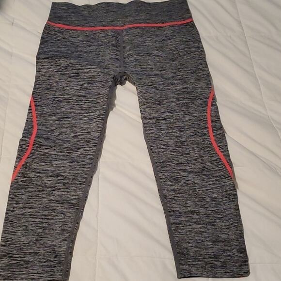 Kathy active capri leggings - Picture 2 of 6